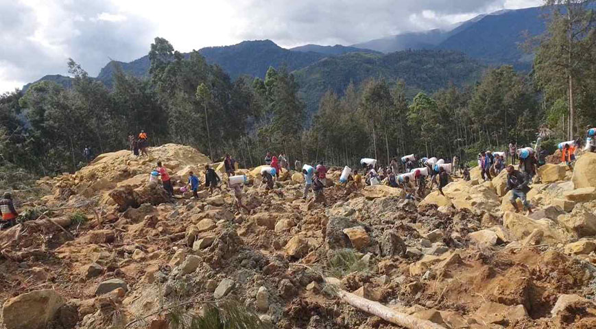 Over 300 feared dead after Landslide Hits Remote Papua New Guinea Village